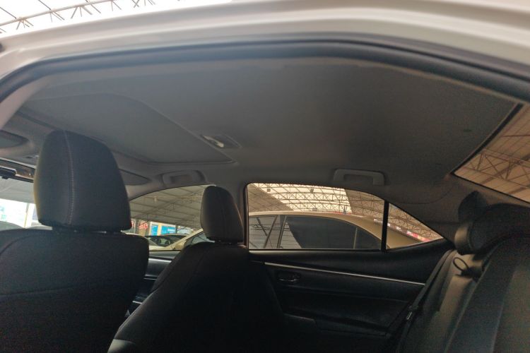 丰田 雷凌 2017款 改款 185T CVT精英版 国V局部细节22