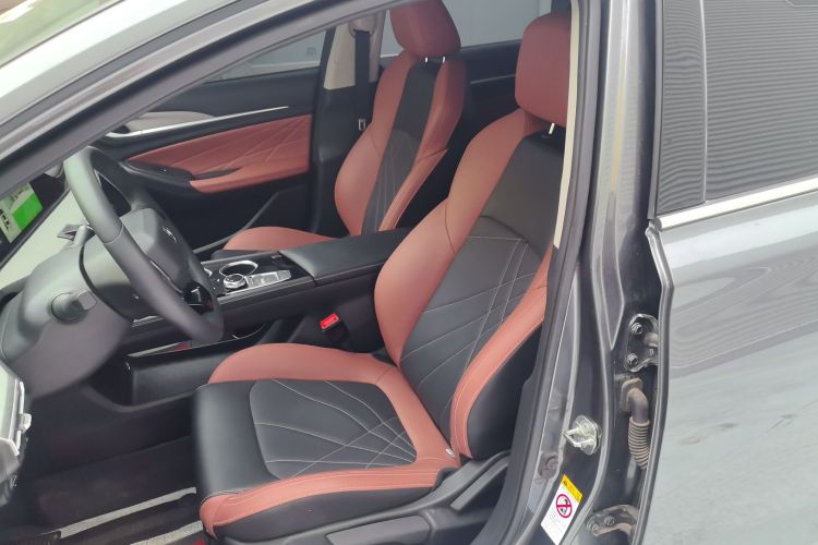 长安 逸动 2024款 PLUS 蓝鲸NE 1.4T GDI DCT高能版中控内饰7002