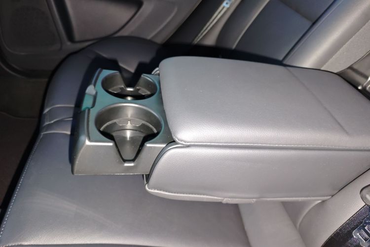 沃尔沃S60 2016款 S60L T4 智远版中控内饰7012