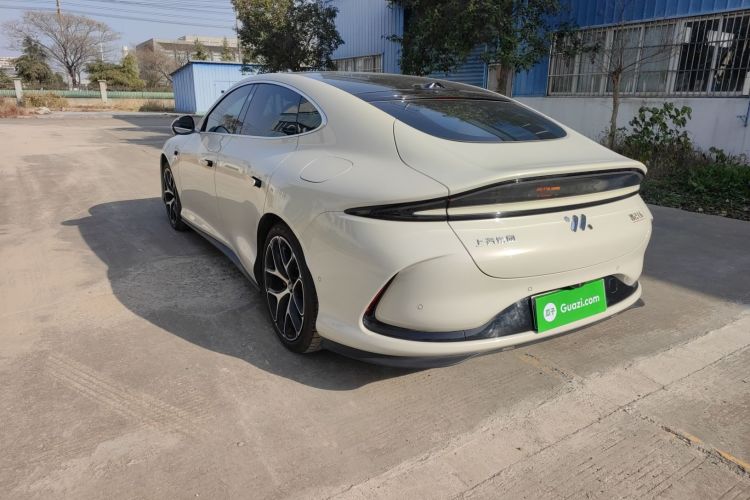 智己汽车 智己L6 2025款 Ultra车身外观6004