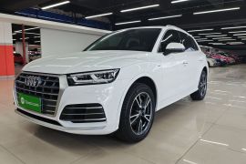 奥迪Q5L 2020款 改款 40 TFSI 荣享时尚型