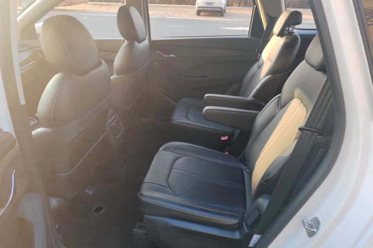 宝骏360 2018款 1.5L 手动精英型 国V中控内饰7003