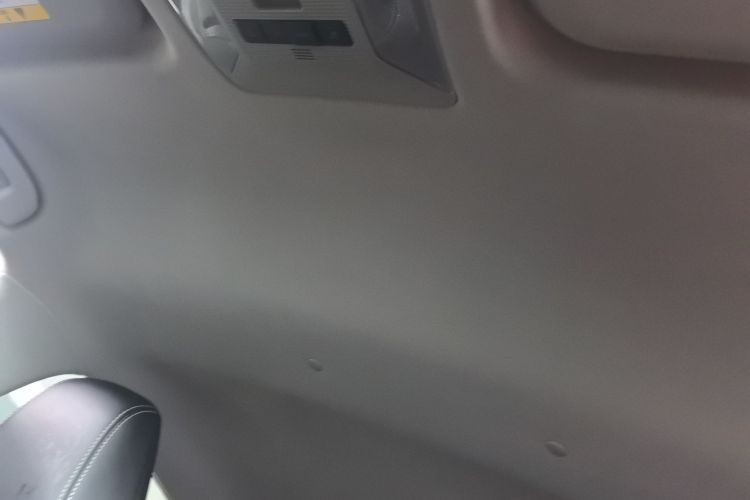 丰田 威兰达 2023款 2.0L CVT两驱领先版局部细节22