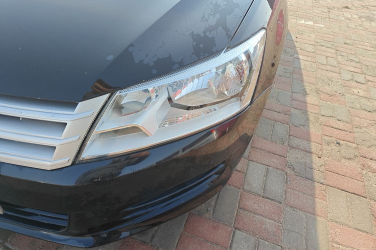 大众 桑塔纳 2015款 1.4L 手动风尚版局部细节9005