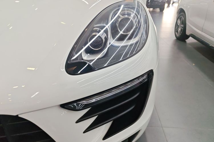 保时捷 2017款  Macan S 3.0T车身外观6010