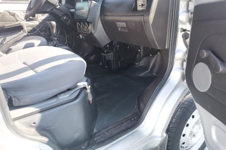 五菱汽车 五菱荣光 2021款 1.5L加长基本型L3C中控内饰7001