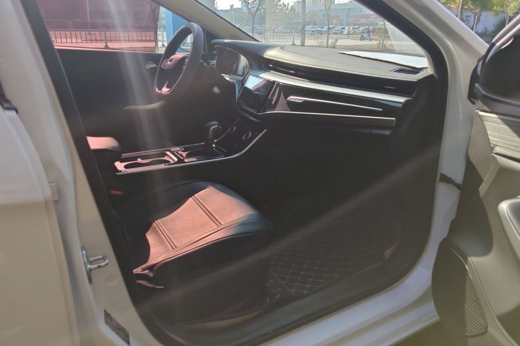 奇瑞 艾瑞泽5 2021款 PRO 1.5L CVT青春版中控内饰7006