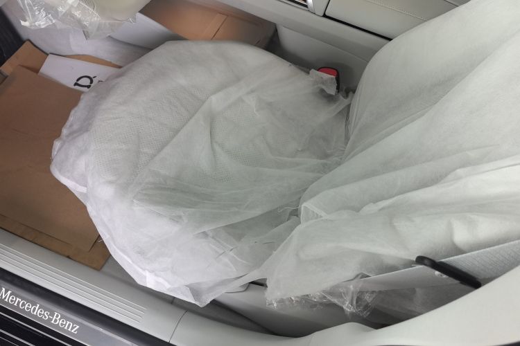 奔驰EQE 2025款 500 4MATIC 豪华版中控内饰7004