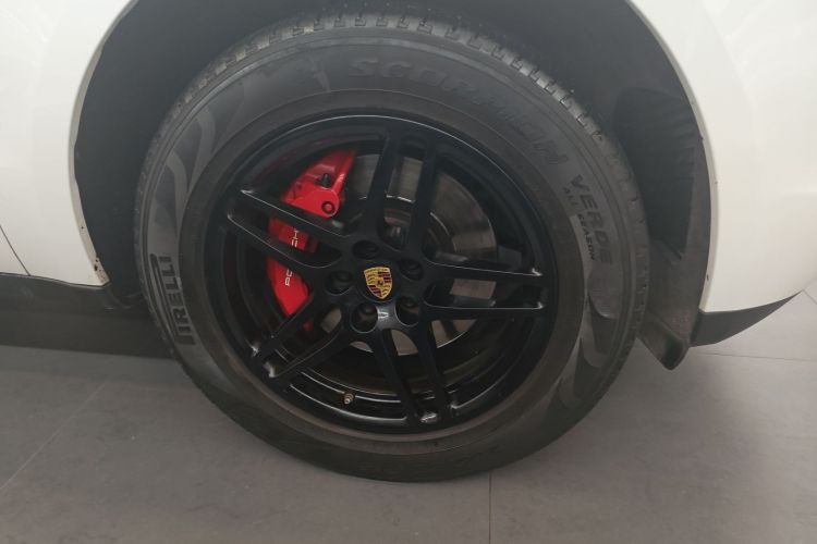 保时捷 2017款  Macan S 3.0T车身外观6005