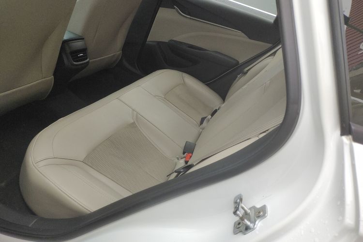 别克 英朗 2017款 15N 自动精英型中控内饰7001