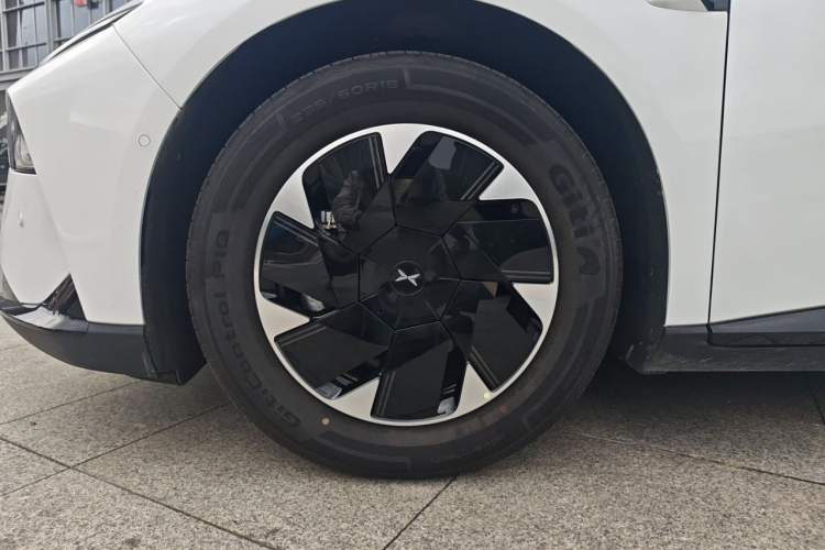 小鹏P7+ 2024款 长续航 Max车身外观6008