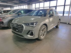 奥迪Q3 2023款 改款 40 TFSI 时尚动感型