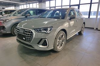 奥迪Q3 2023款 改款 40 TFSI 时尚动感型