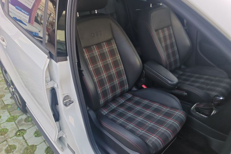 大众 Polo 2016款 1.4TSI GTI局部细节9011