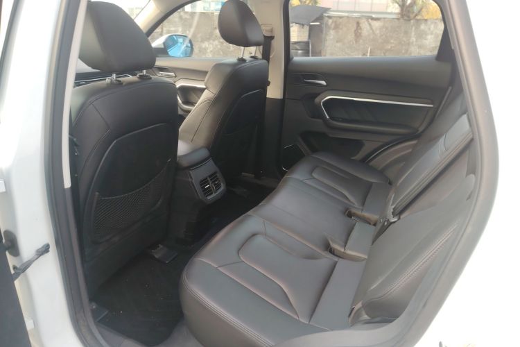 哈弗H6 2017款 红标 2.0T 自动两驱智尚型中控内饰7001