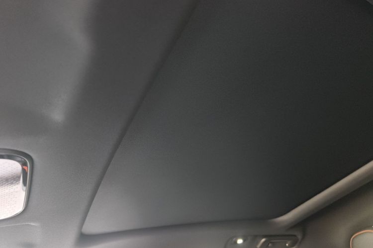 领克03 2025款 2.0TD DCT冠军版Pro局部细节22