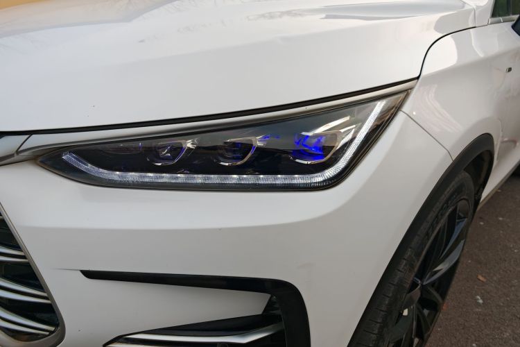 比亚迪 唐新能源 2021款 DM 2.0T 四驱高性能版创世旗舰型局部细节36