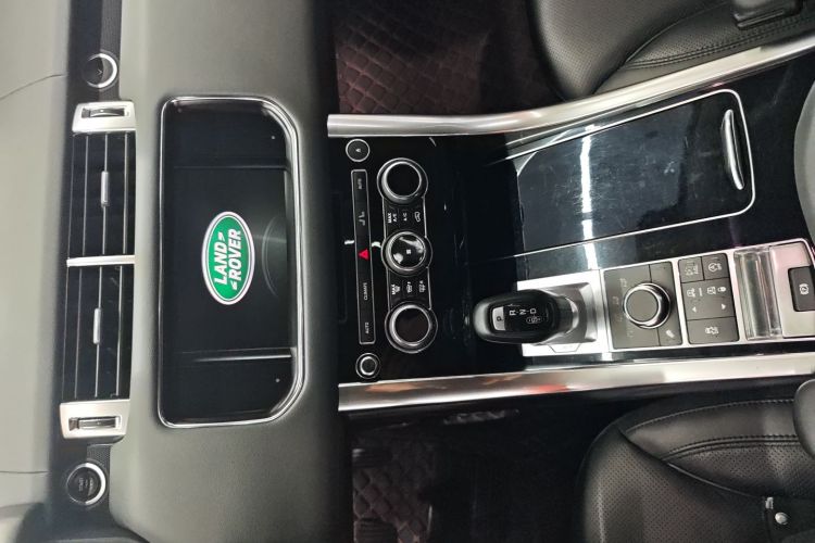 路虎 揽胜运动版 2014款 3.0 SC V6 HSE局部细节9002