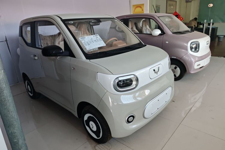 五菱汽车 宏光MINIEV 2024款 第三代 215km 青春版车身外观6003