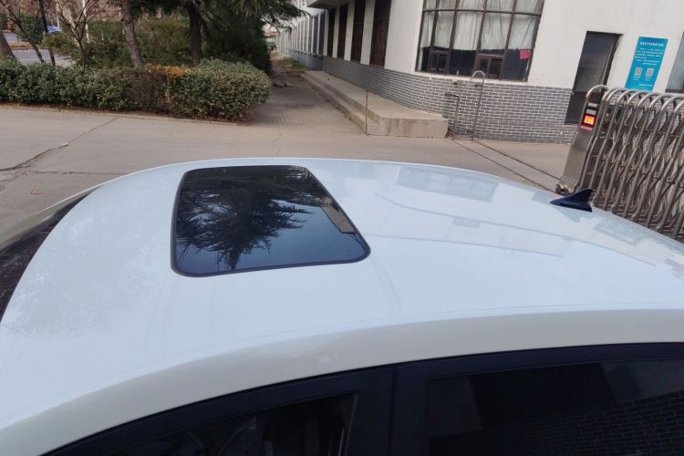 宝骏RC-5 2020款 1.5L 手动智耀豪华型局部细节57