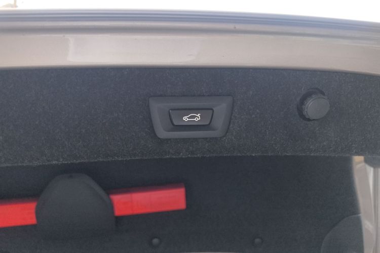 宝马5系 2021款 525Li 豪华套装中控内饰7008