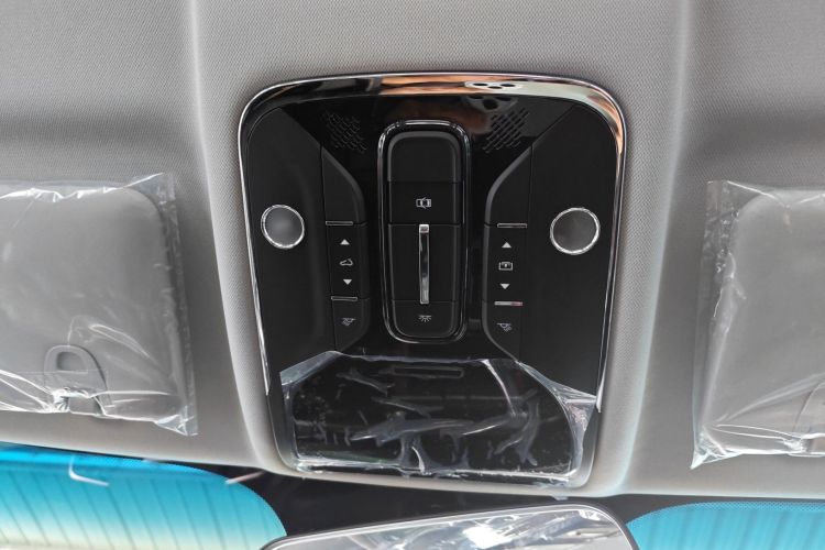 捷途X70 2023款 1.5T DCT陆冠版 5座中控内饰7009