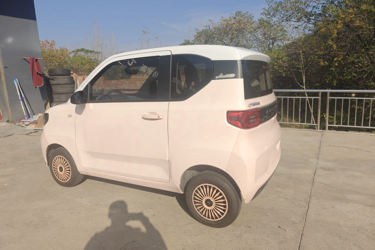 五菱汽车 宏光MINIEV 2022款 马卡龙时尚款 磷酸铁锂车身外观6005