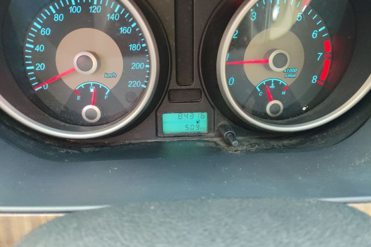 别克 凯越 2015款 1.5L 手动经典型中控内饰15