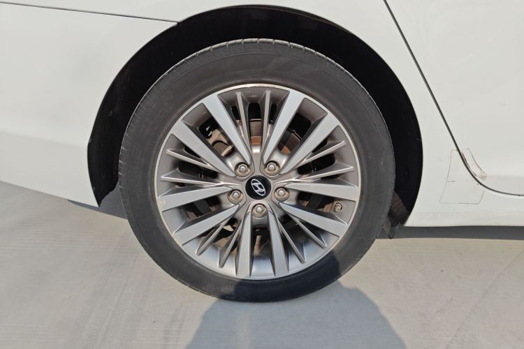 现代 名图 2017款 1.6T 自动智能型GLS 国V车身外观6006