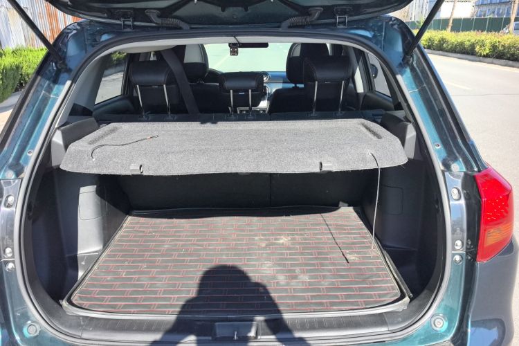 铃木 维特拉 2016款 1.4T 自动四驱旗舰型局部细节23