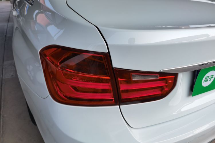 宝马3系 2013款 320Li 时尚型车身外观6009