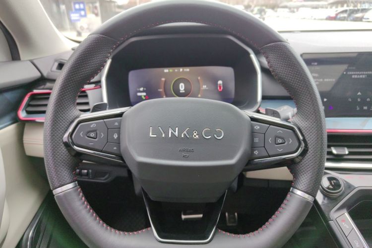 领克06 2020款 1.5T 耀Halo局部细节13