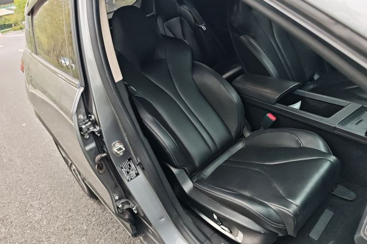 小鹏G3 2022款 G3i 460N局部细节41