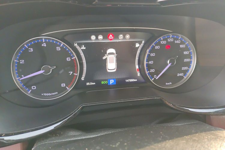 广汽传祺 传祺GS8 2017款 320T 两驱豪华智联版（七座）中控内饰15