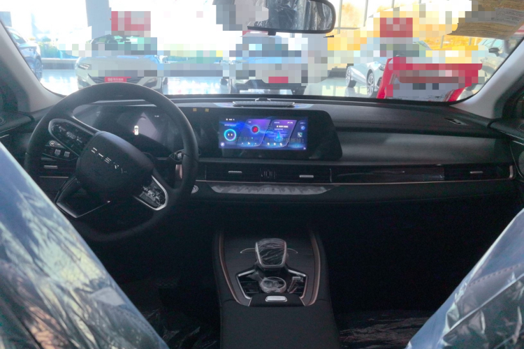 奇瑞 欧萌达 2025款 1.5T CVT畅行版中控内饰7003