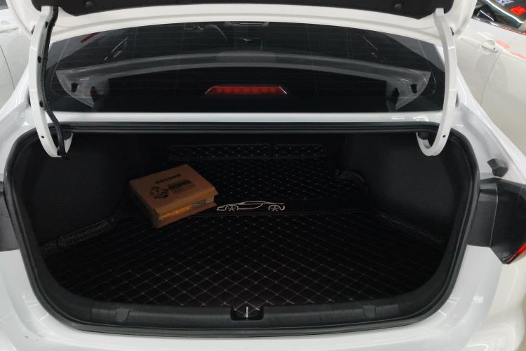 吉利汽车 帝豪 2023款 第4代冠军版 1.5L CVT旗舰型局部细节23