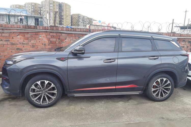 长安CS75 PLUS 2021款 2.0T 自动领航型车身外观6005