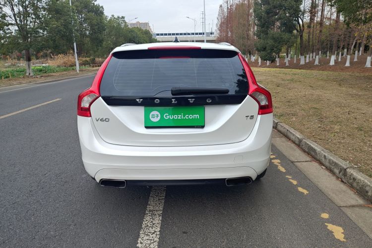 沃尔沃V60 2014款 T5 智雅版车身外观6004