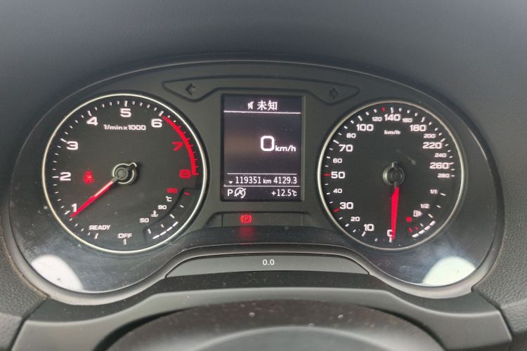 奥迪A3 2019款 Sportback 35 TFSI 进取型 国VI中控内饰15