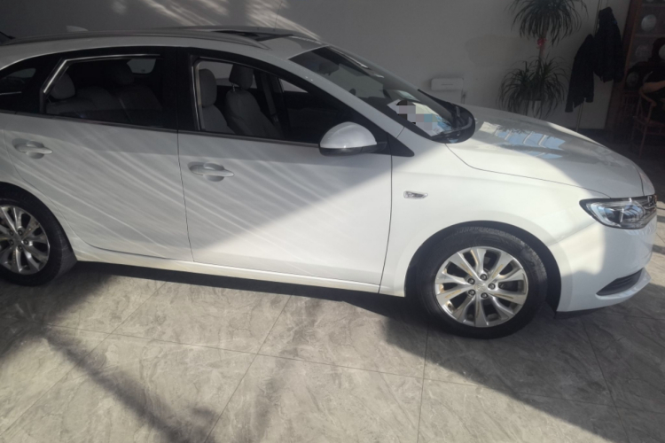 别克 阅朗 2018款 15T 双离合精英型车身外观6002