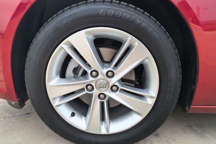 别克 君威 2019款 20T 精英型 国VI局部细节9001