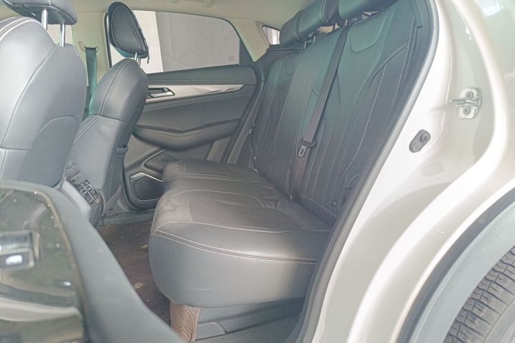 长安CS85 COUPE 2019款 2.0T 自动动版 国VI中控内饰7001