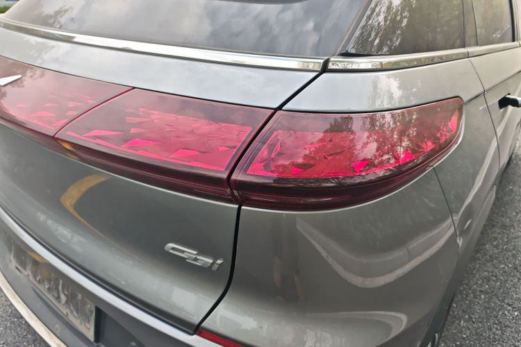 小鹏G3 2021款 G3i 520N+车身外观6008