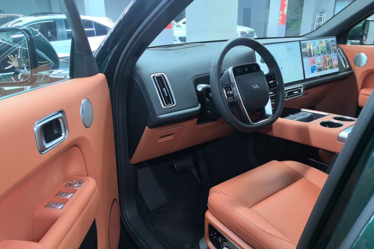 理想汽车 理想L9 2024款 Pro中控内饰7002