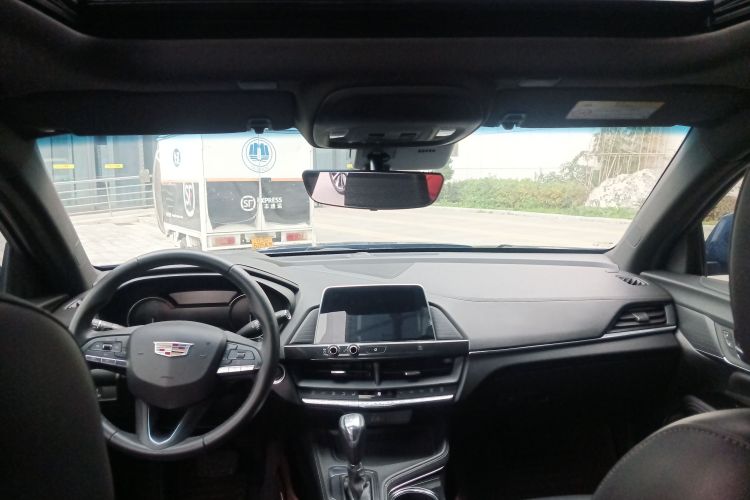 凯迪拉克CT4 2020款 28T 时尚型中控内饰7002