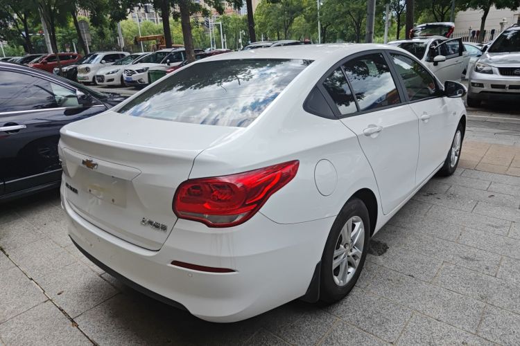 雪佛兰 科沃兹 2019款 320 自动欣悦版车身外观6003