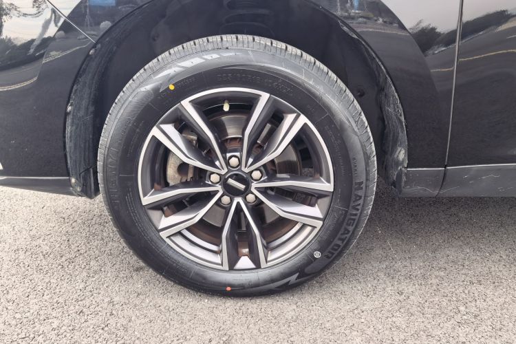 魏牌 VV5 2021款 1.5T 两驱智先锋车身外观6006