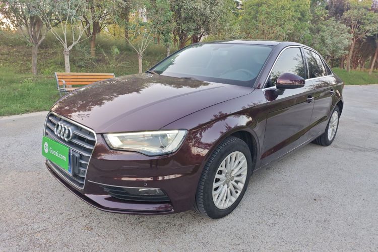 奥迪A3 2015款 Limousine 35 TFSI 百万纪念智领型车身外观1