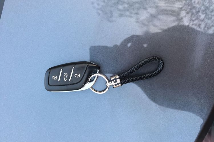 名爵 MG5 2023款 180DVVT CVT豪华版中控内饰7004