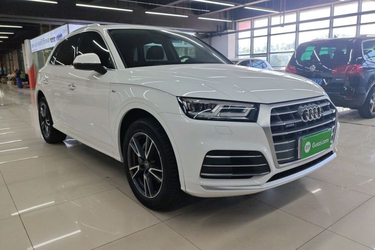 奥迪Q5L 2020款 改款 40 TFSI 荣享时尚型车身外观6004